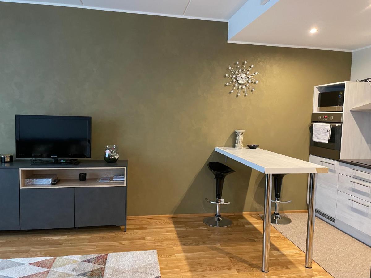 City Center Tartu Mnt - Free Parking Tallinn Ngoại thất bức ảnh