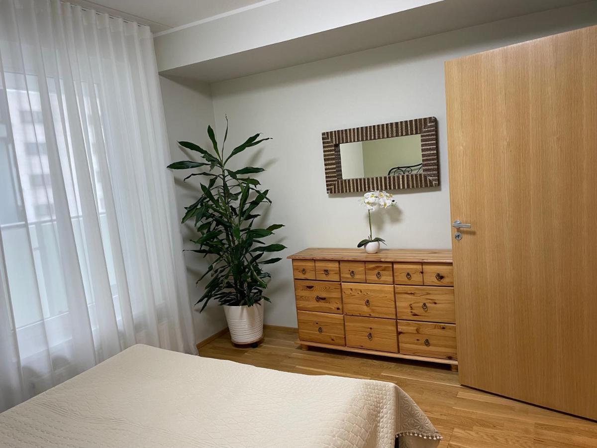City Center Tartu Mnt - Free Parking Tallinn Ngoại thất bức ảnh